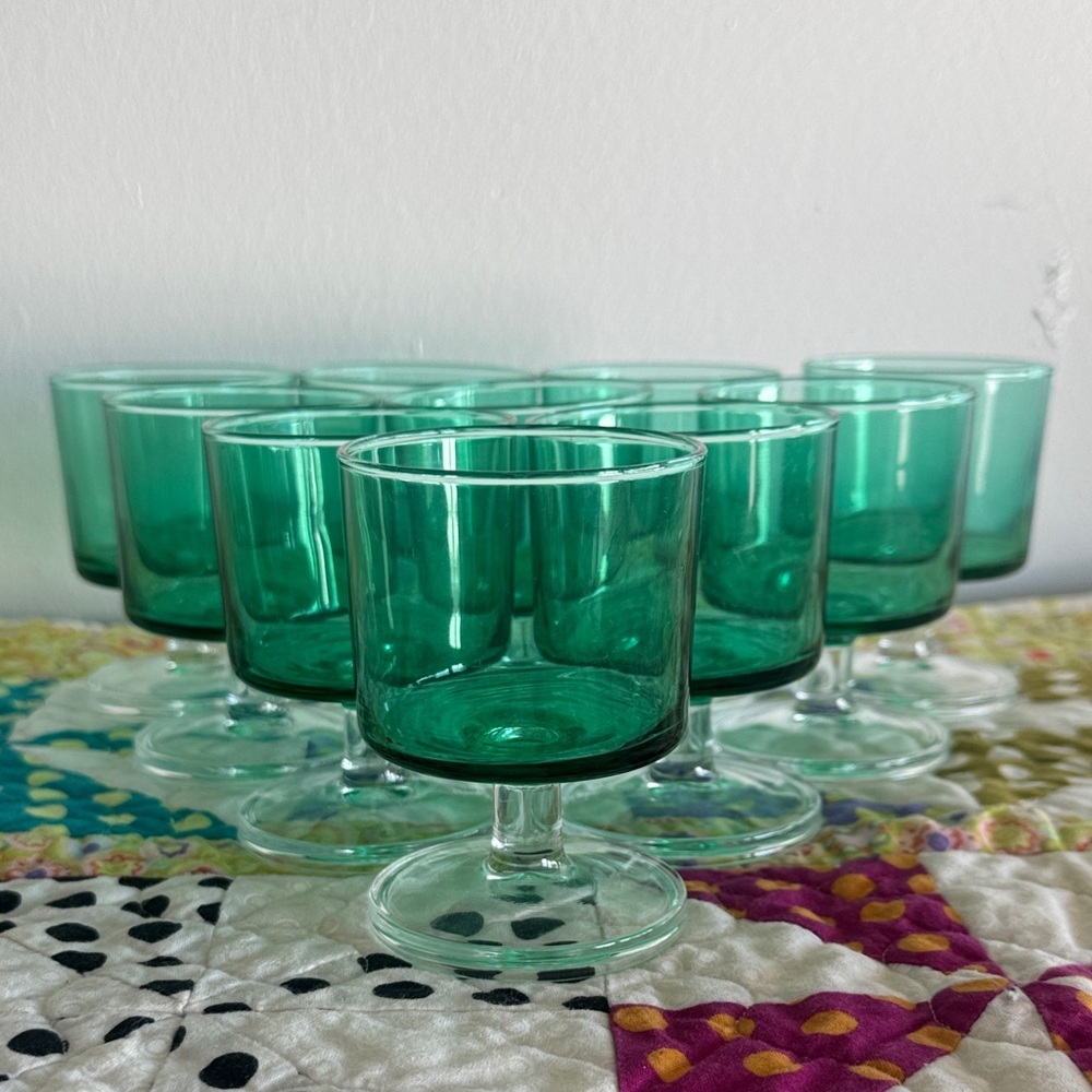 Vintage Luminarc France Cavalier Kelly Green Cordial Glasses Set of 10